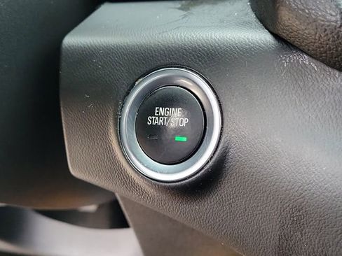 Used 2020 GMC Terrain SLT image 30