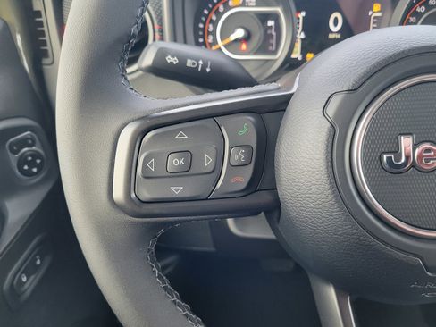 New 2026 Jeep Wrangler Unlimited Rubicon w/ Xtreme 35 Tire Package image 24