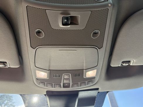 Used 2018 Ford F150 Lariat w/ Equipment Group 502A Luxury image 16