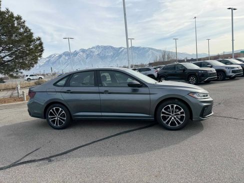 New 2026 Volkswagen Jetta Sport FWD image 8