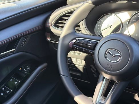 New 2026 MAZDA MAZDA3 Carbon image 19