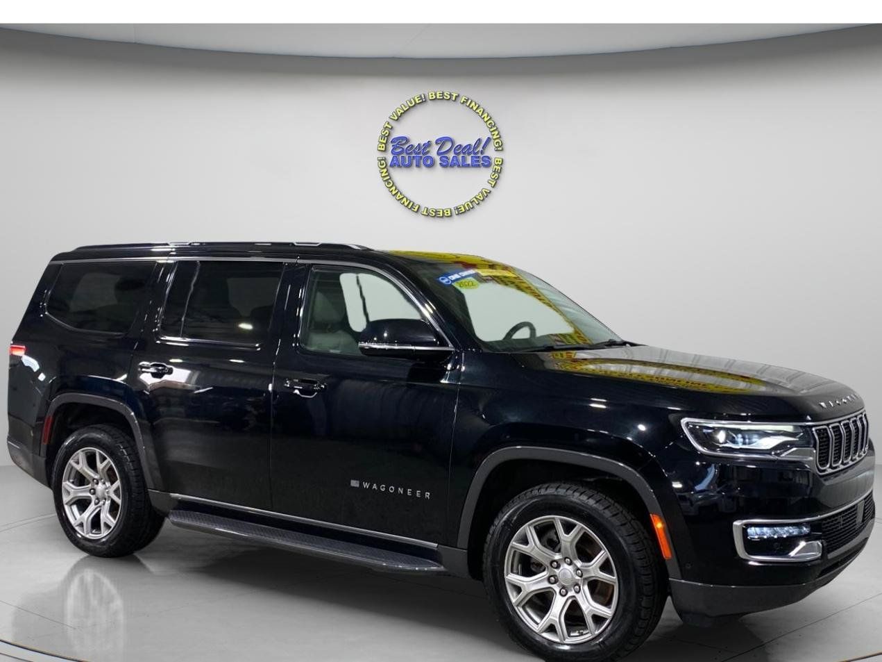 Used 2022 Jeep Wagoneer Series I w/ Premium Group I AWD/4WD image 7