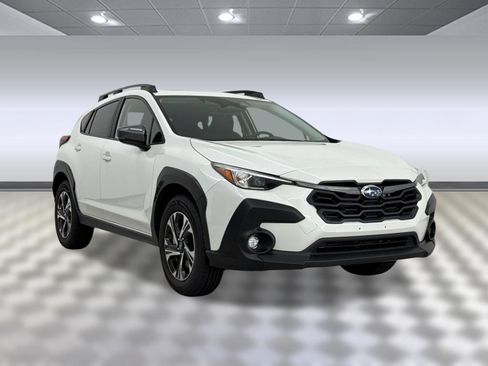 Used 2025 Subaru Crosstrek 2.5i Premium AWD/4WD image 7
