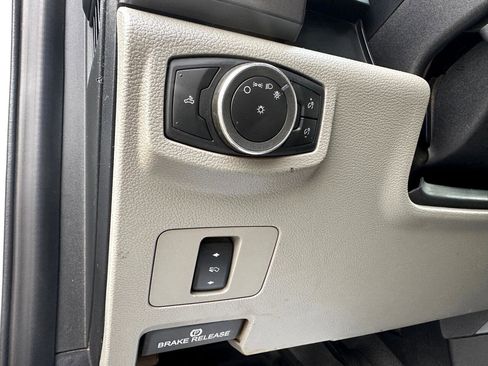 Used 2020 Ford F550 4x4 Crew Cab Super Duty image 17