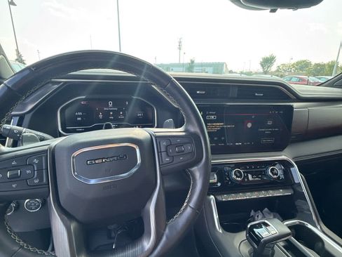 Used 2024 GMC Sierra 1500 Denali Ultimate AWD/4WD image 7