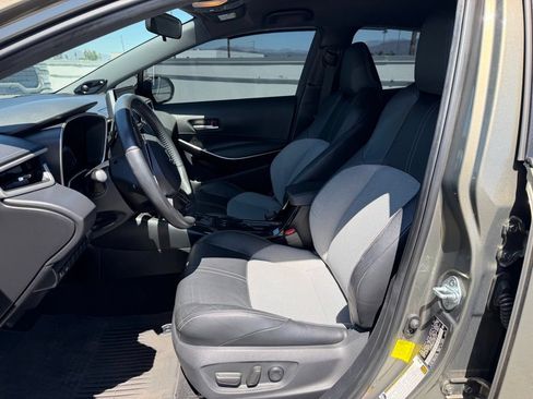 Used 2019 Toyota Corolla XSE FWD image 5