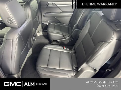 New 2026 GMC Acadia Elevation w/ Elevation Premium Package FWD image 22