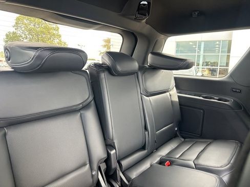 New 2025 Ford Expedition Platinum w/ Stealth Performance Package image 13