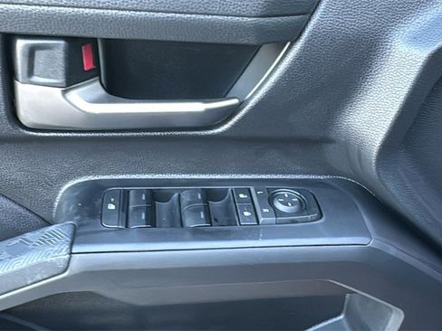 New 2025 Toyota Tacoma TRD Off-Road image 15