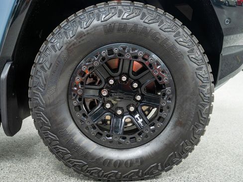 Used 2024 GMC Hummer EV 3X w/ Omega Edition image 40