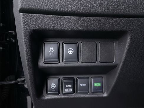 Used 2020 Nissan Rogue Sport SV w/ Technology Package image 25