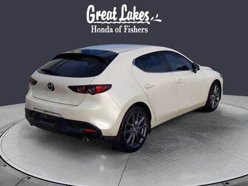 Used 2019 MAZDA MAZDA3 Hatchback FWD image 5
