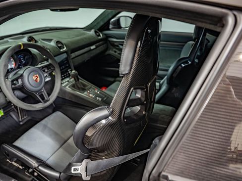 Certified 2024 Porsche 718 Cayman GT4 RS RWD image 55