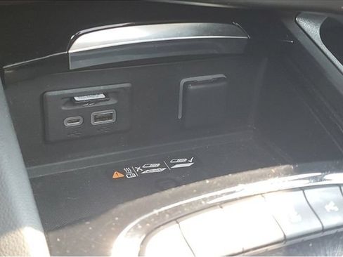 Certified 2023 Buick Envision Avenir AWD/4WD image 29