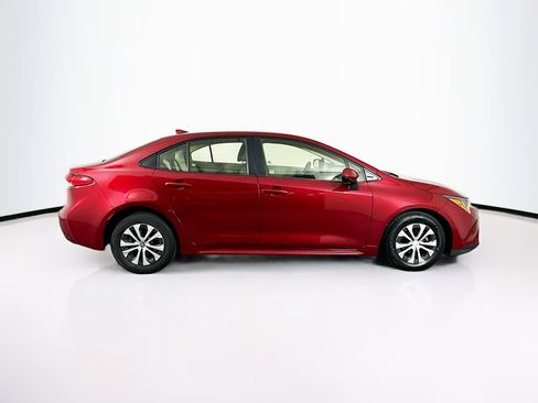 Used 2022 Toyota Corolla LE image 10