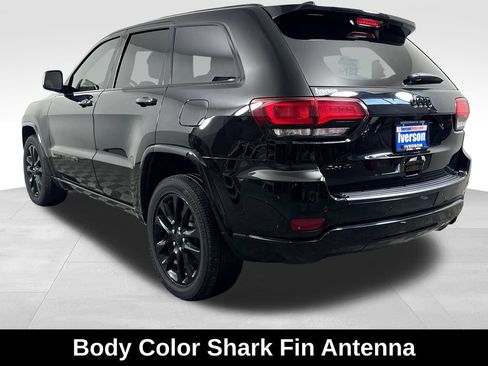Used 2022 Jeep Grand Cherokee Laredo X AWD/4WD image 9