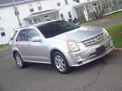 Used 2008 Cadillac SRX AWD w/ Utility Package image 23