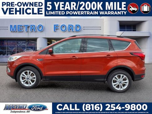 Used 2019 Ford Escape SEL image 7