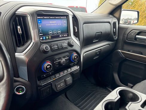 Used 2020 Chevrolet Silverado 1500 LT w/ All-Star Edition image 22