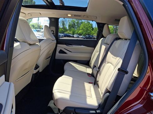 Certified 2025 INFINITI QX60 Sensory w/ Vision Package AWD/4WD image 11