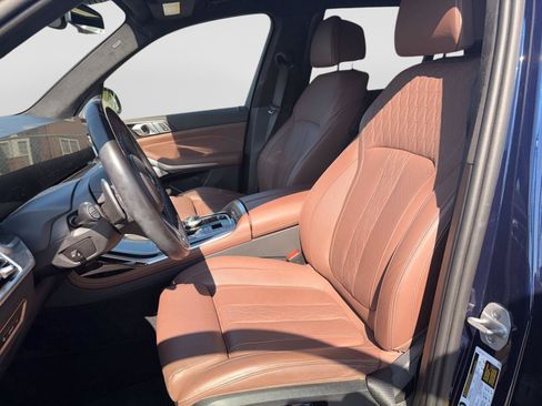Used 2024 BMW X7 M60i w/ Executive Package AWD/4WD image 5