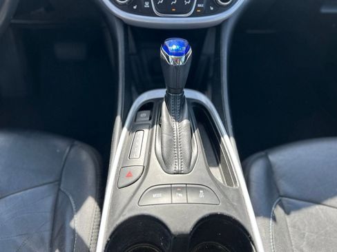 Used 2019 Chevrolet Volt LT w/ Power Convenience Package FWD image 18
