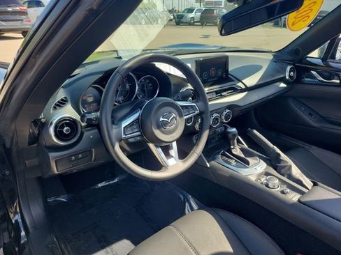 Used 2023 MAZDA MX-5 Miata Grand Touring RWD image 13