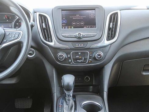 Used 2023 Chevrolet Equinox LT image 13