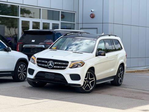 Used 2018 Mercedes-Benz GLS 550 4MATIC image 2