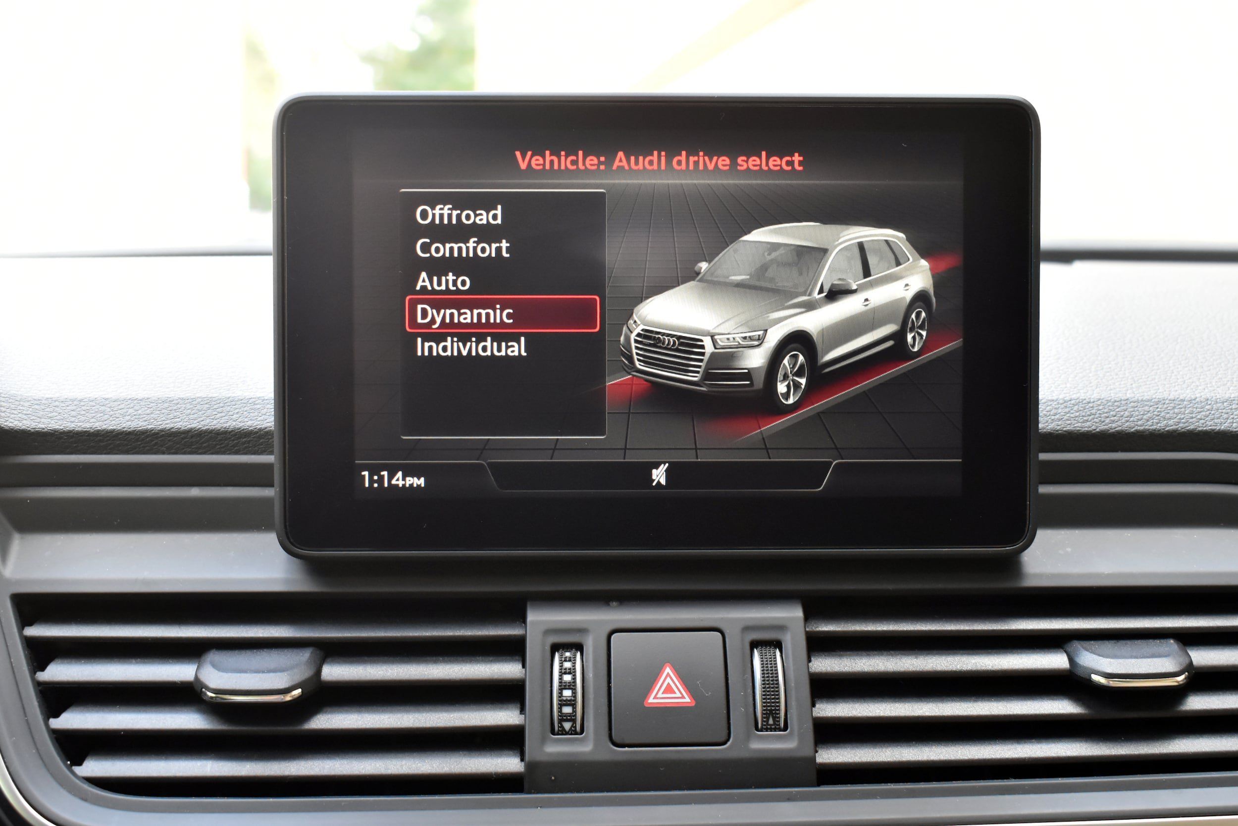 Used 2020 Audi Q5 2.0T Premium w/ Convenience Package AWD/4WD image 26