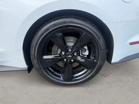 Used 2022 Ford Mustang GT Premium RWD image 10
