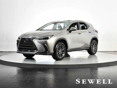 Certified 2025 Lexus NX 250 FWD w/ Towing Package (2000 Lbs) image 1