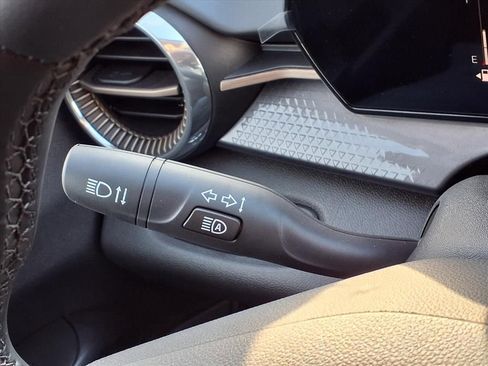 New 2026 Chevrolet Trax ACTIV w/ Sunroof Package image 19