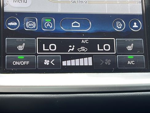 Used 2025 Subaru Outback Premium AWD/4WD image 20