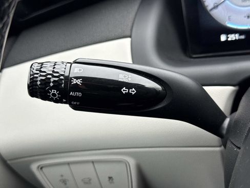 Used 2023 Hyundai Tucson Limited w/ Cargo Package image 10