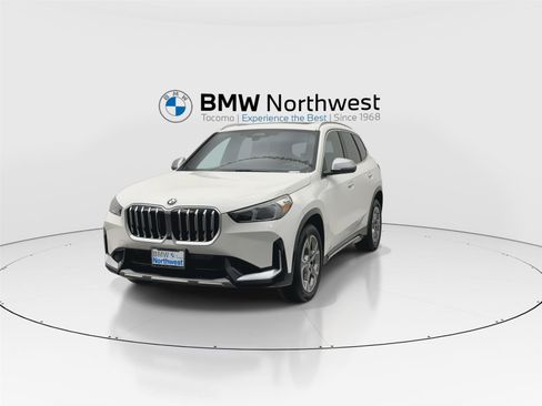 Used 2023 BMW X1 xDrive28i w/ Premium Package image 8