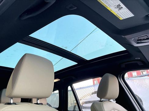 Used 2019 BMW X1 sDrive28i w/ Convenience Package image 13