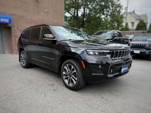 Used 2021 Jeep Grand Cherokee L Overland AWD/4WD image 3