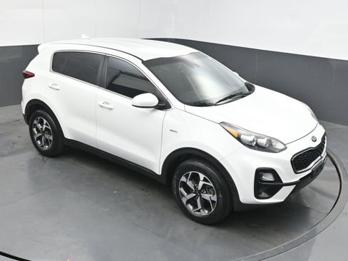 Used 2020 Kia Sportage LX AWD/4WD image 30