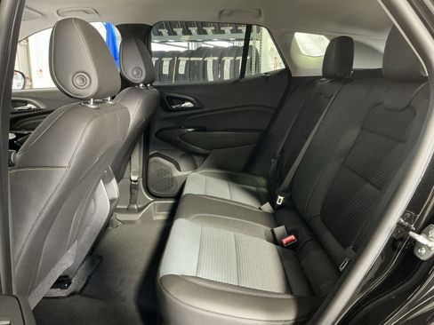 New 2026 Chevrolet Trax LT w/ Sunroof Package FWD image 31