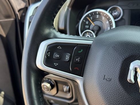 Used 2022 RAM 1500 Big Horn AWD/4WD image 16