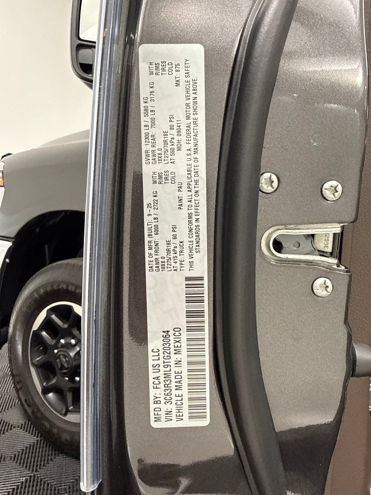 Used 2026 RAM 3500 Laramie w/ Towing Technology Group AWD/4WD image 24