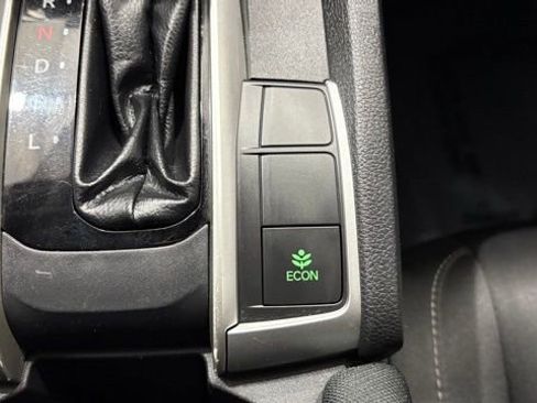 Used 2020 Honda Civic LX image 36