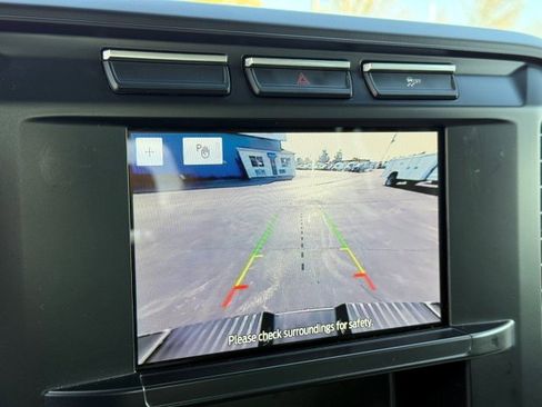 Used 2024 Ford F250 XLT w/ Snow Plow Prep Package image 27