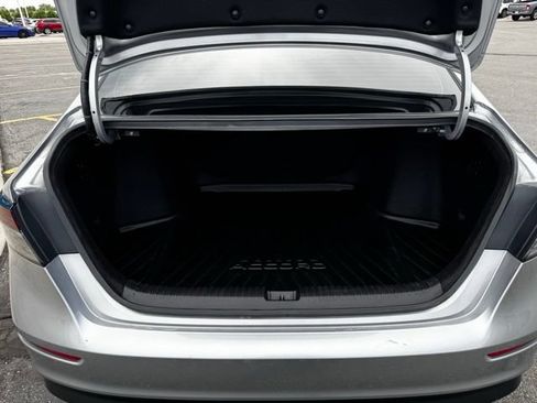 Used 2023 Honda Accord EX image 8