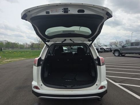 Used 2016 Toyota RAV4 XLE image 10