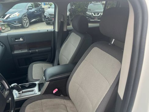 Used 2012 Ford Flex SEL FWD image 10