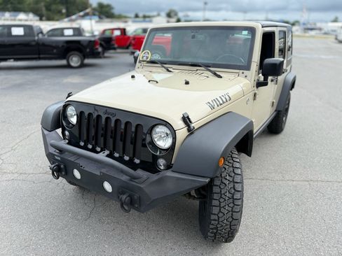 Used 2018 Jeep Wrangler Unlimited Sport AWD/4WD image 15