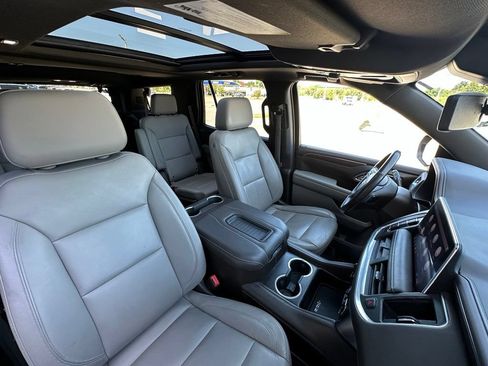 Used 2021 Chevrolet Tahoe LT w/ LT Signature Package AWD/4WD image 14