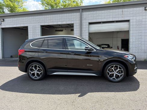 Used 2018 BMW X1 xDrive28i AWD/4WD image 8